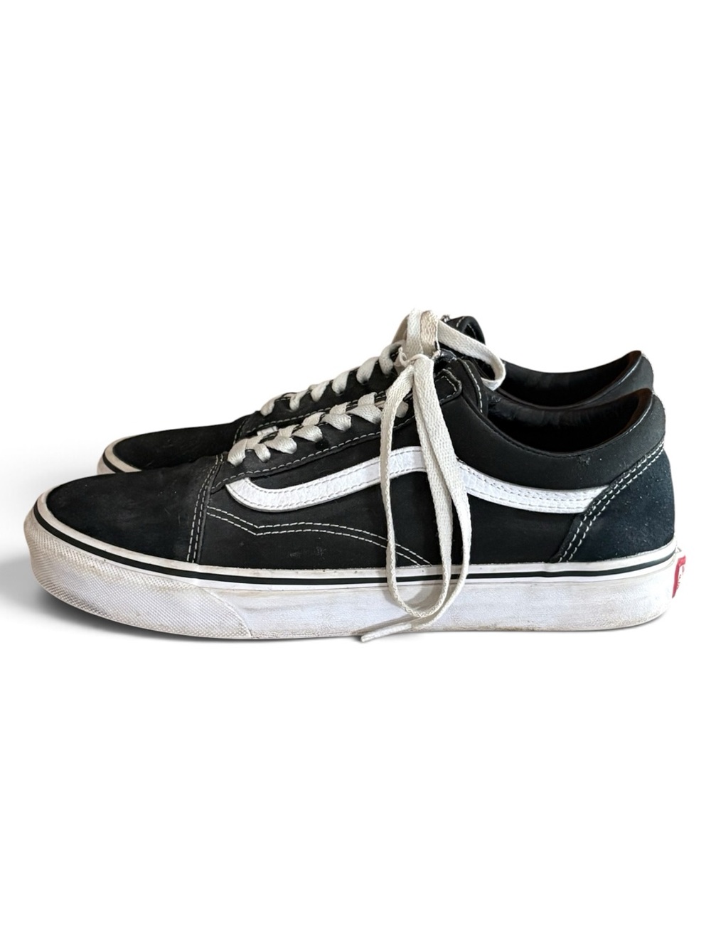 Vans Suede Black & White Old Skool Skate Sneakers